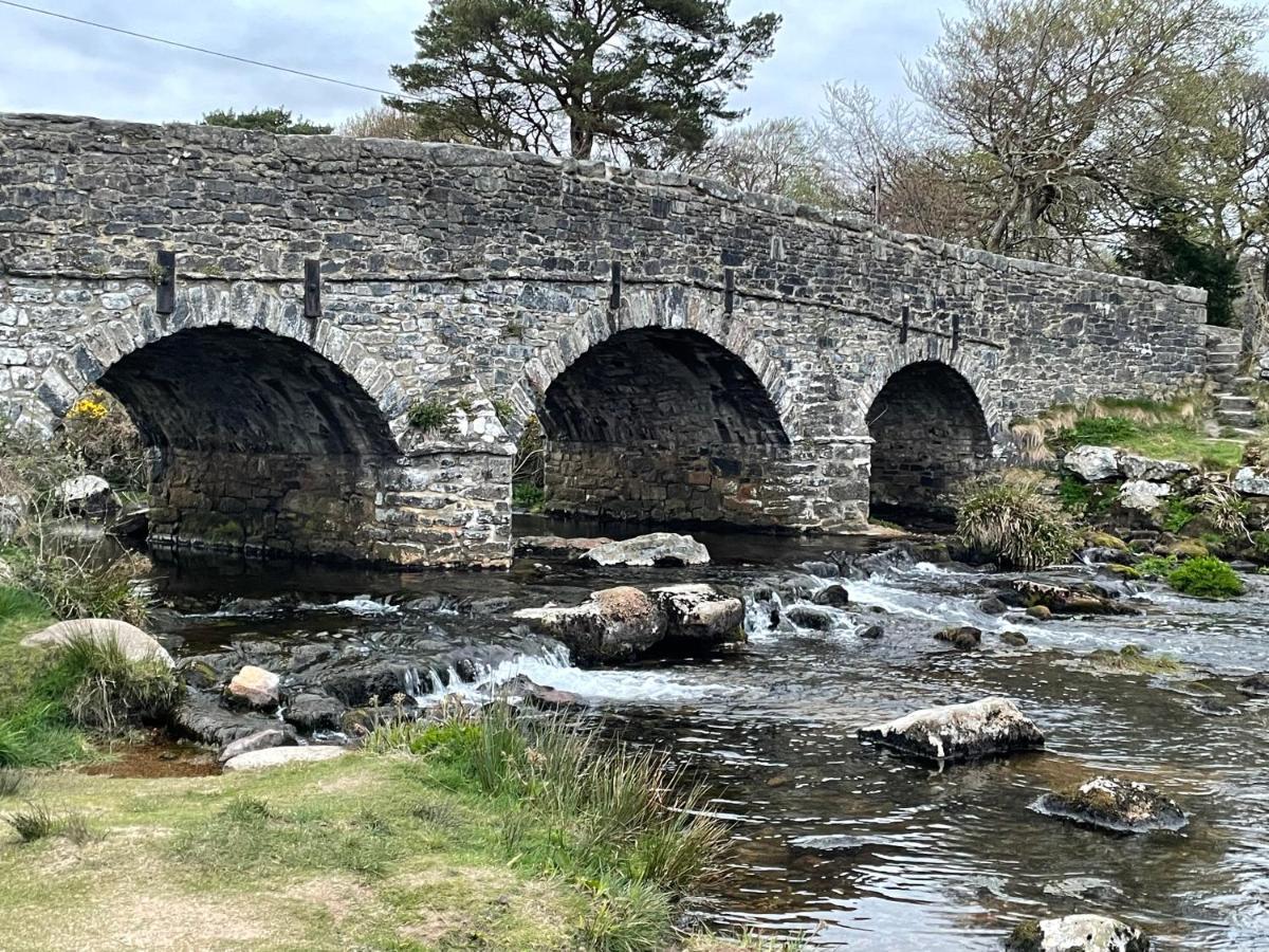 East Dart Inn Yelverton Bagian luar foto